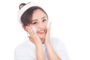 評判がヤバすぎる！？芸能人も使っていると噂のニナファームを徹底調査！